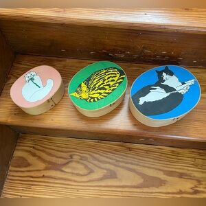 set of 3 nesting shaker boxes CATS